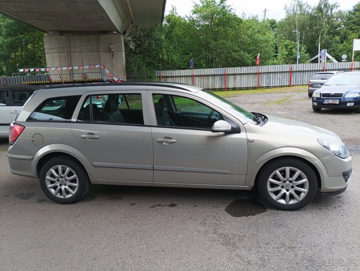 Opel Astra - 8