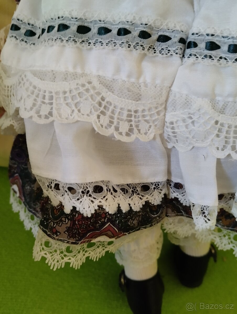 Značená porcelánová panenka - 8