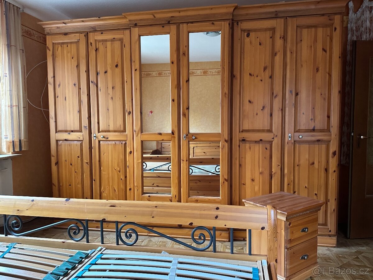 CELOMASIVNÍ ZNAČKOVÁ LOŽNICE MUSTERRING, BOROVICE - 8