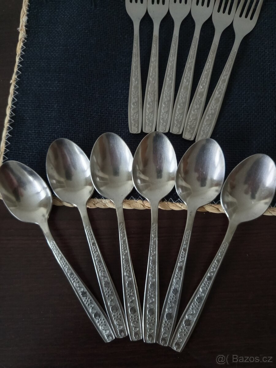 RETRO RUSKE PRIBORY - 8