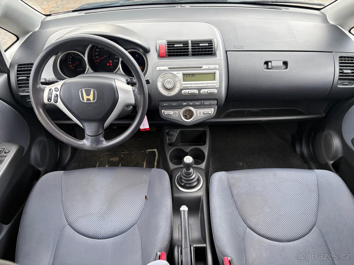 Honda Jazz 1.4i - 8