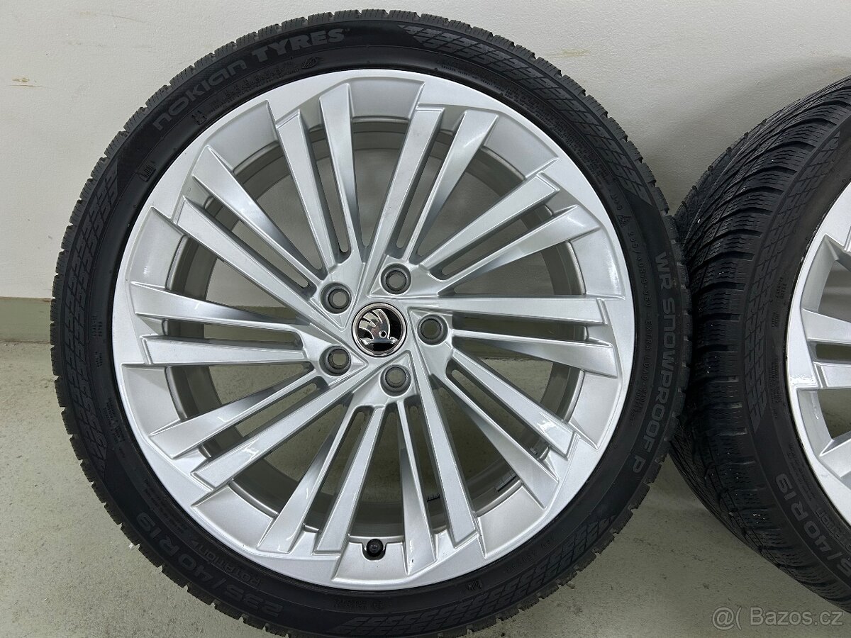 zimní originál sada Škoda Superb IV Varitate 19" 5x112 - 8