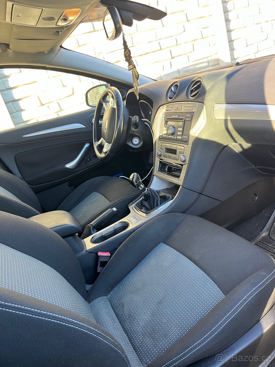 Ford Mondeo 2.0tdci 2007 96kw - 8