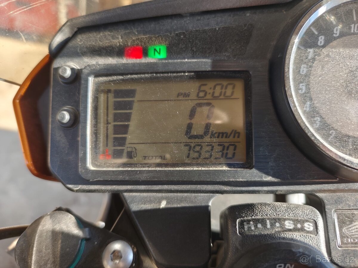 Honda Hornet 600 - 8