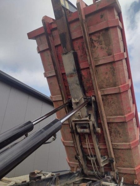 6x6 hák kontejner Tatra T815 + vany - 8