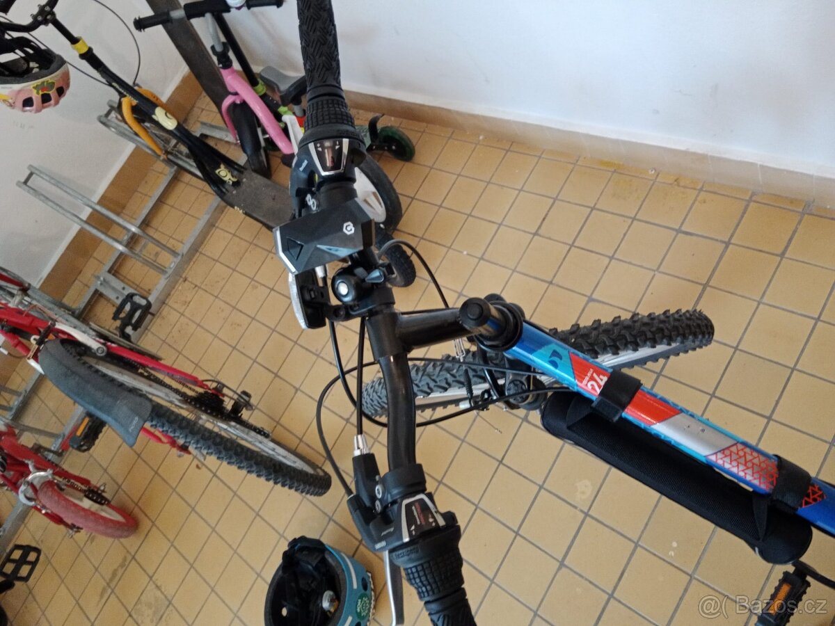 Dětské horské kolo DHS - 8