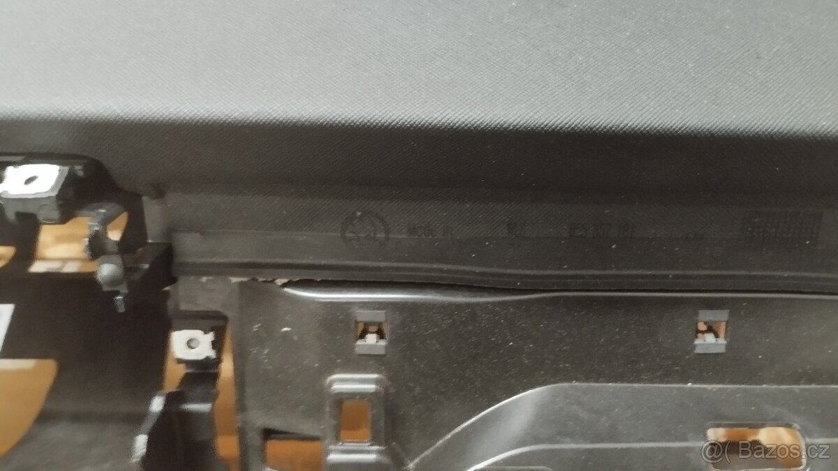 Airbagová sada Škoda Scala s novou originální deskou - 8