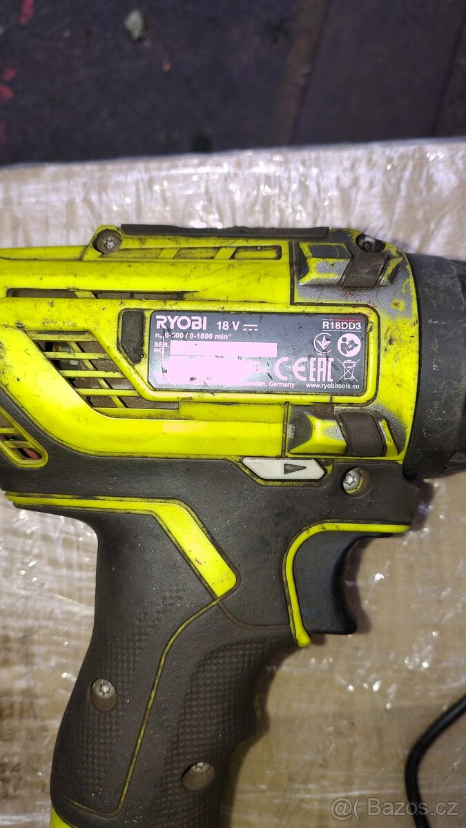 Akumulátorová vrtačka a flexa Ryobi One+ 18V - 8