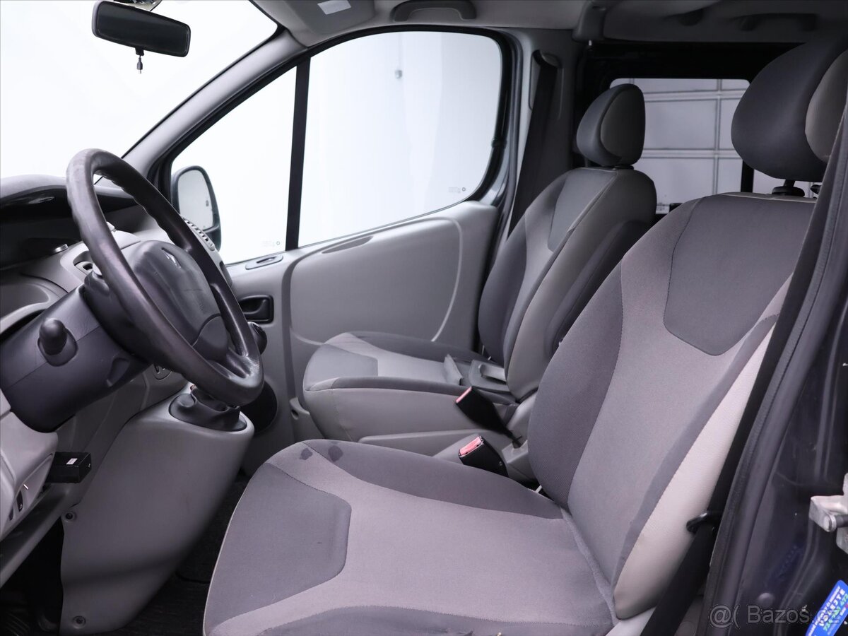 Renault Trafic 2,0 dCi 84kW Klima 9-Míst (2008) - 8