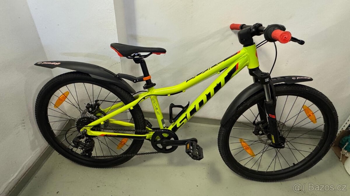 SCOTT Scale Junior vel. 24 - 8