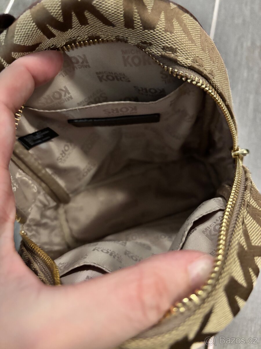 Mini batůžek Michael Kors - 8