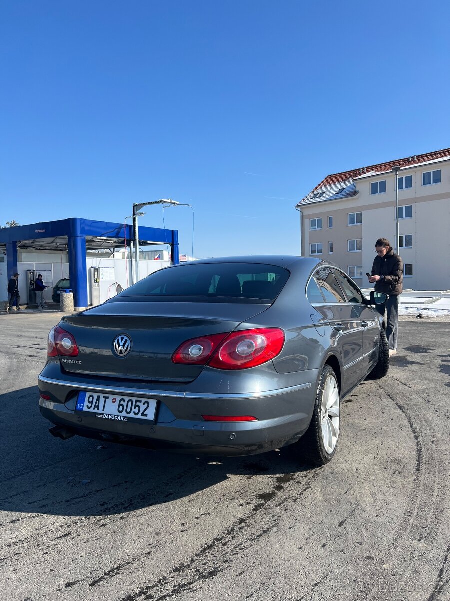 Volkswagen passat CC - 8