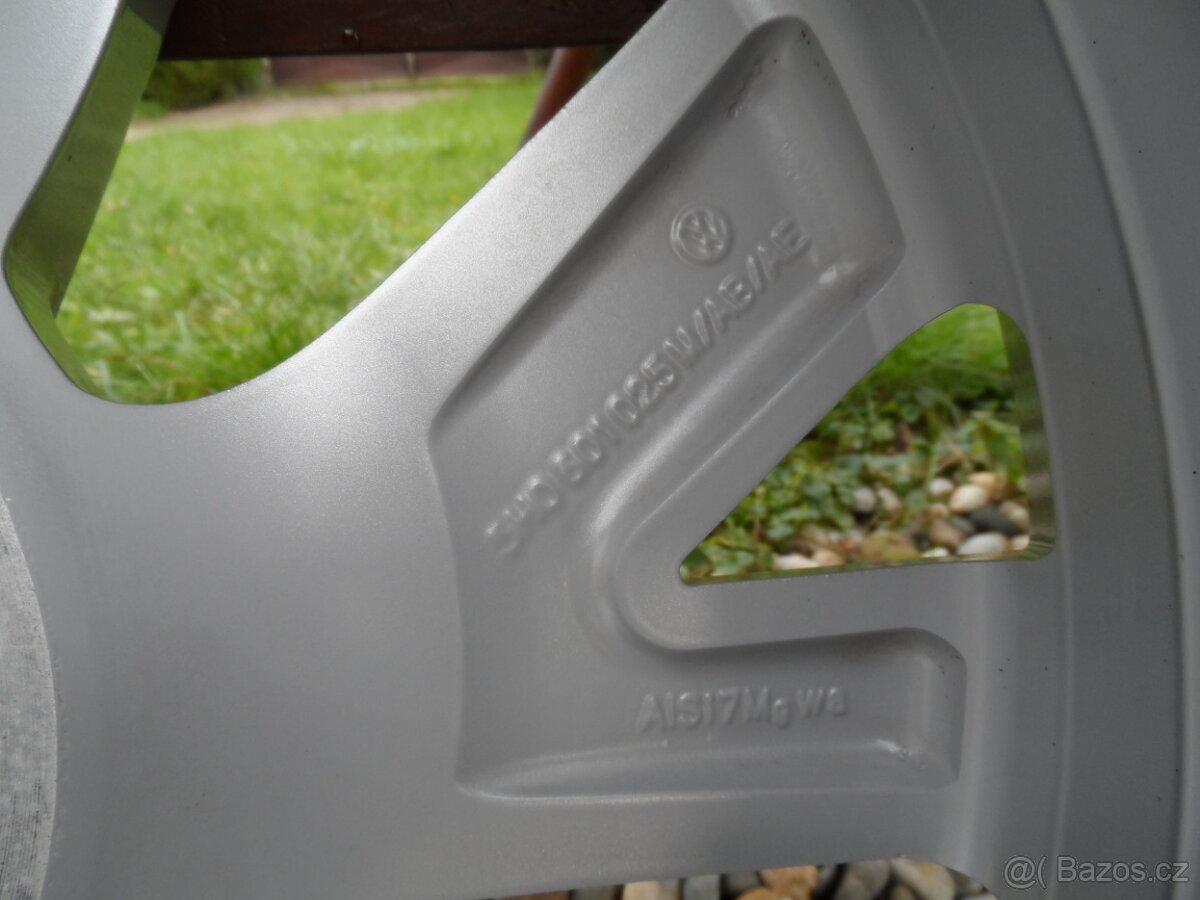 Originál Alu Kola +Zimní Pneu VW Golf 8, 225/40/18 5X112 - 8