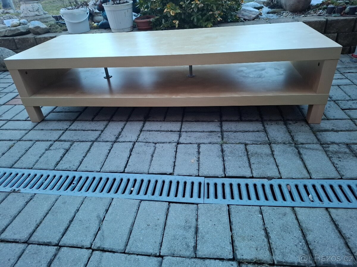 Stolek konferenční - 8