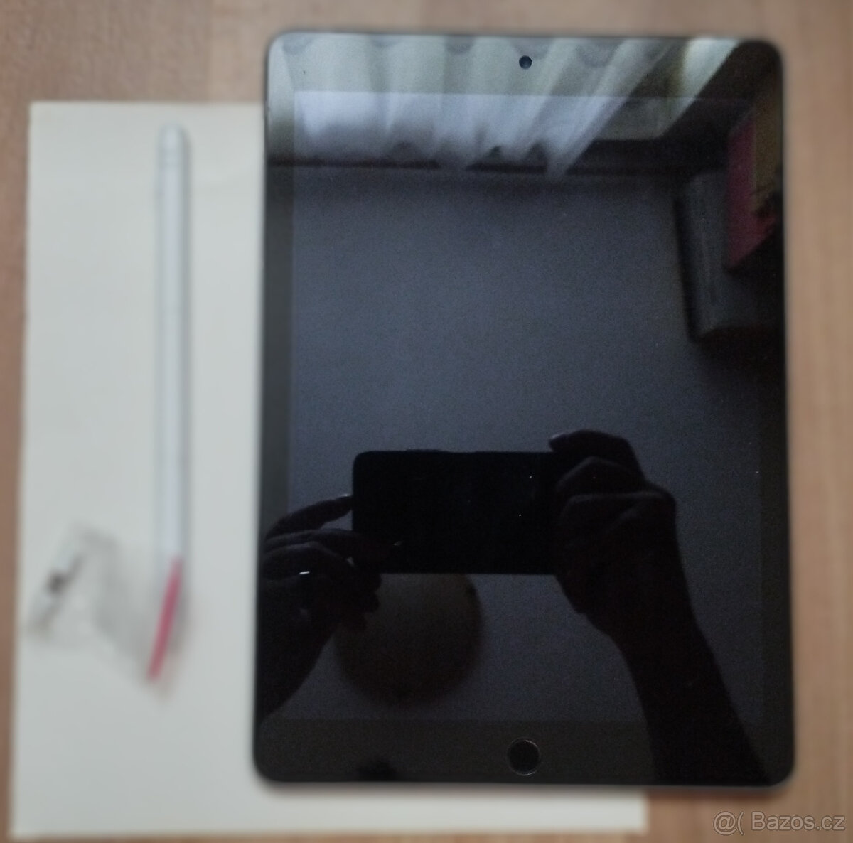 Prodám plně funkční iPad Air 2 - 8