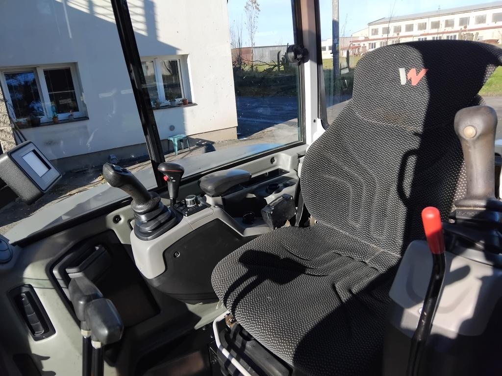 Minibagr Wacker Neuson EZ36 - 8
