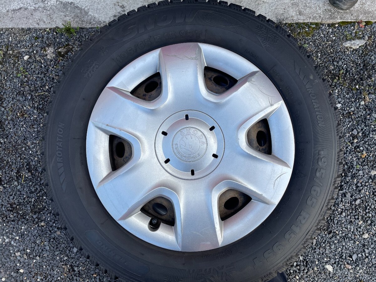 Zimní sada kol - 195/65 R15 Sebring - 5x112 - Škoda - 8