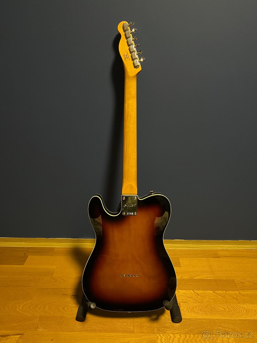 Elektrická kytara Squier s kombem Marshall - 8