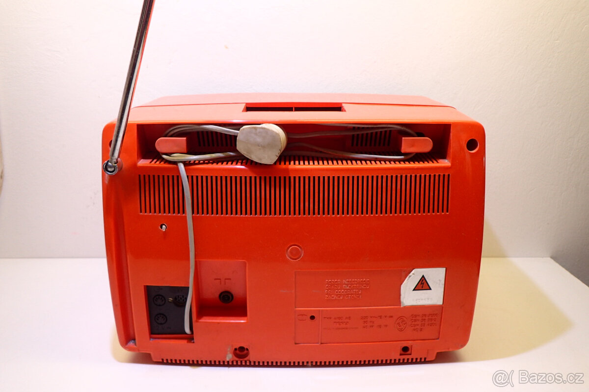 Retro Televize - Tesla - přenosná - 8