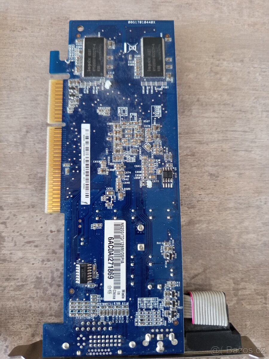 3X GRAFICKÁ KARTA - 8