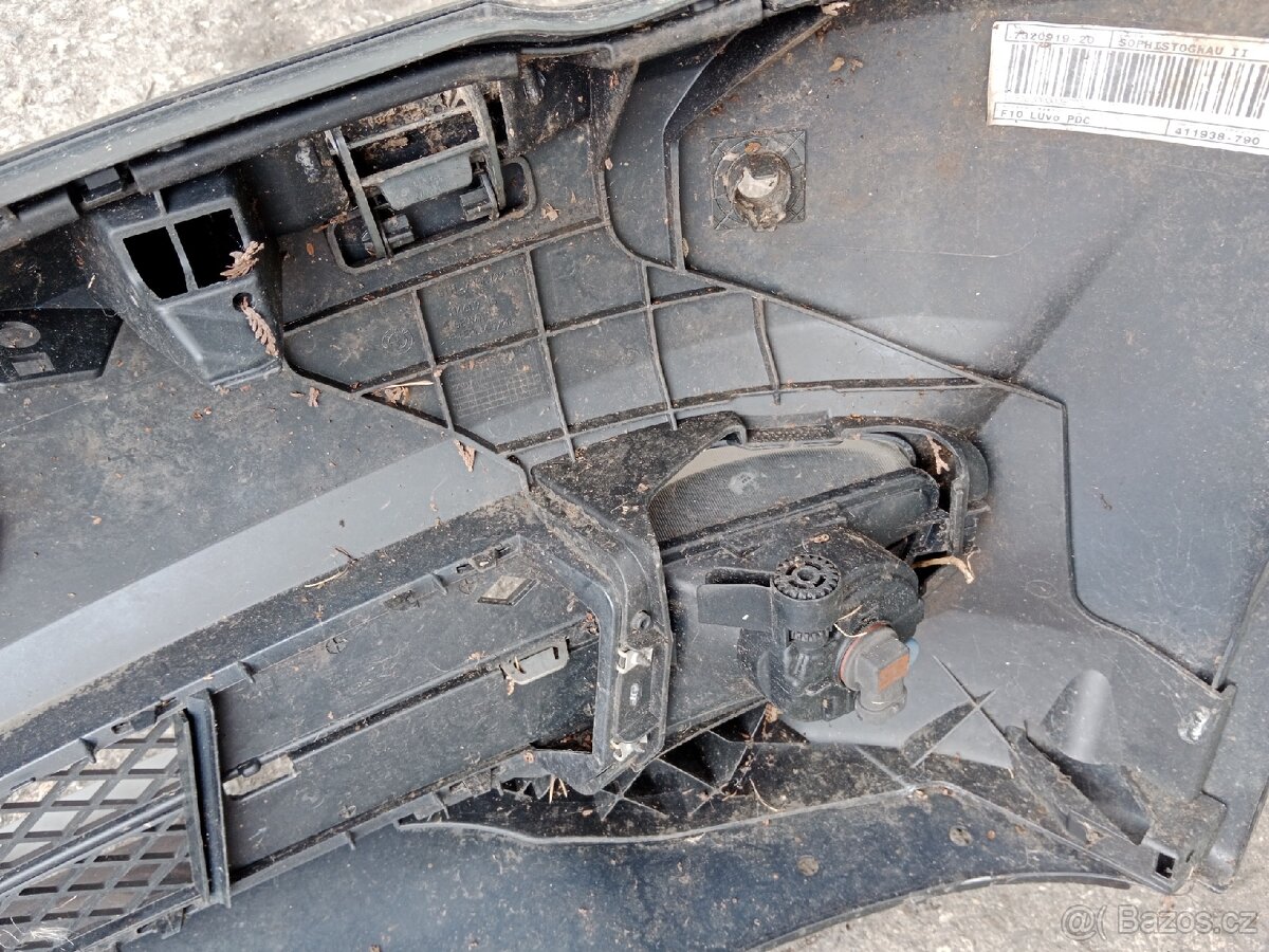 BMW 5 F10 přední nárazník - 8