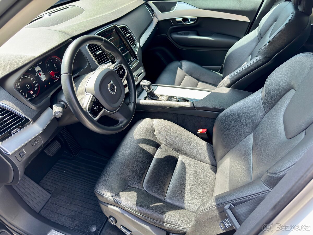 Volvo XC90 D5 servisováno ČR. DPH - 8