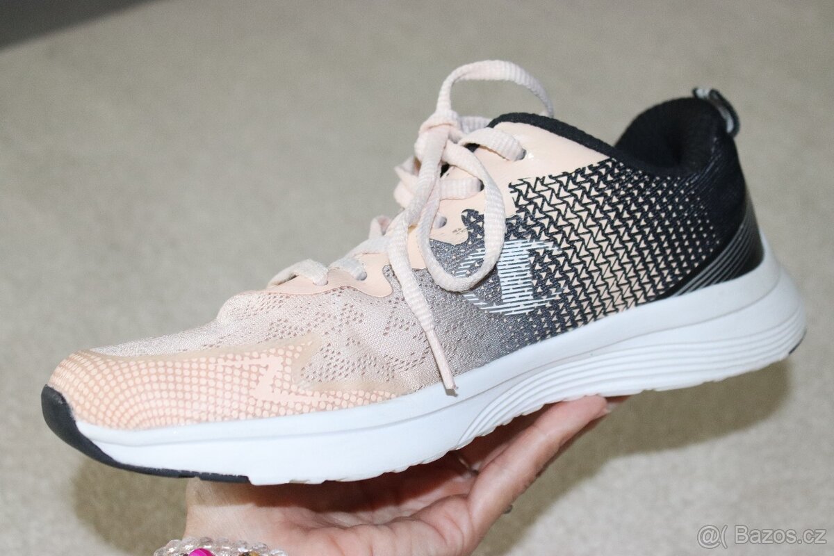 Boty tenisky Champion vel. 37,5 - 8