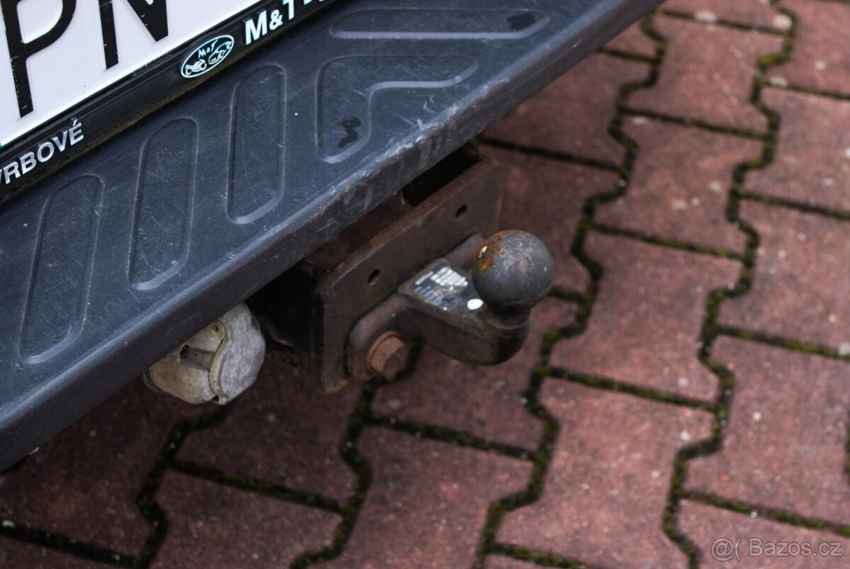 Nissan Navara DoubleCab 2.5D XE - 8