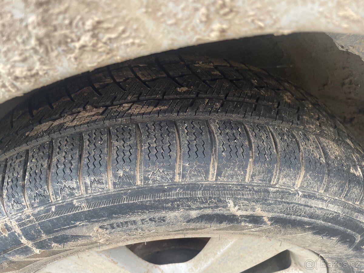 Hyundai Santa Fe - 8