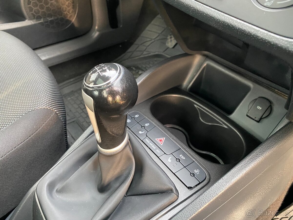 Seat ibiza - benzin - nová STK - 8