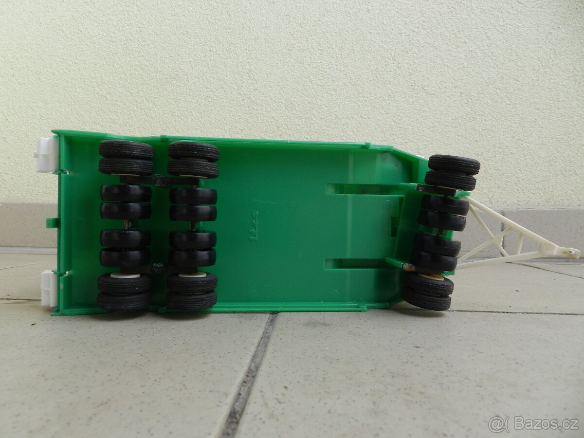 TATRA 813 PODVALNÍK P32 - ITES r. 1980 - ČSSR - 8