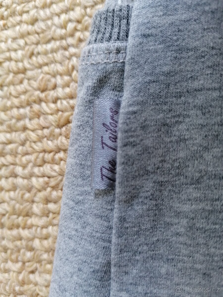 Světle šedé teplákové šaty The Tailors, v. M - 8