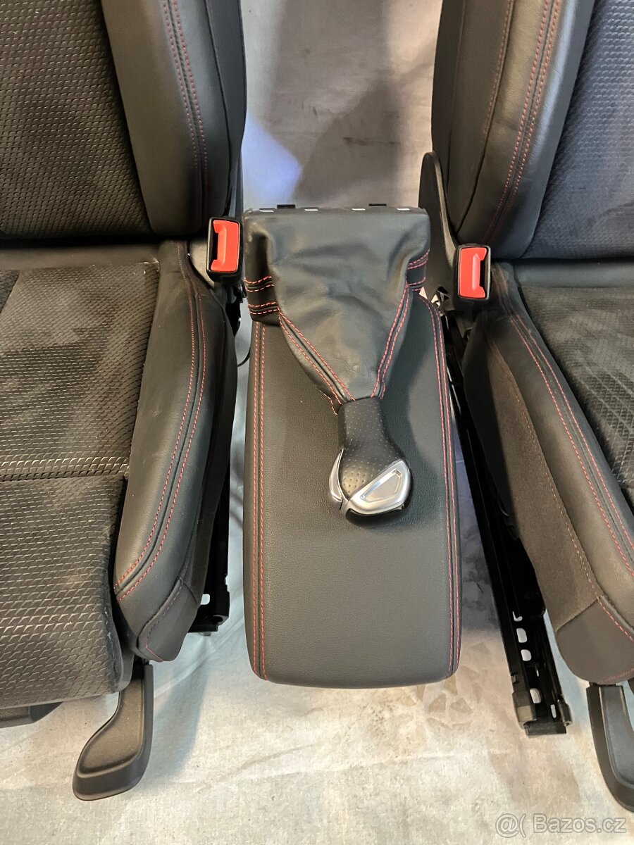 Sedačky Audi Q3 s-line - 8