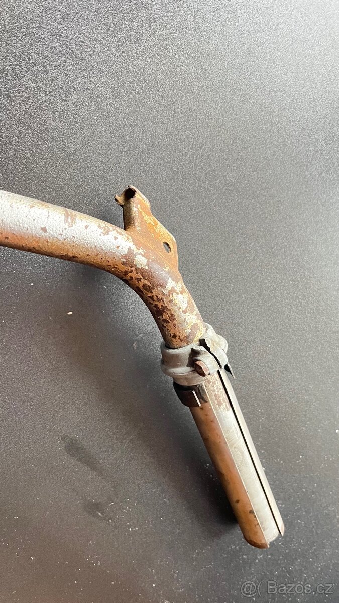 Řidítka s rukojetí plynu JAWA 175 250 Special Předválečná - 8