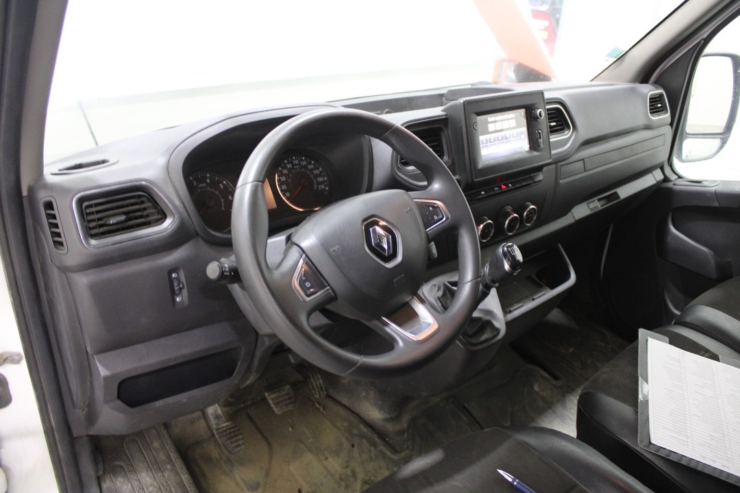 RENAULT MASTER 2020 2,3 d 85 tkm havarovaný - 8
