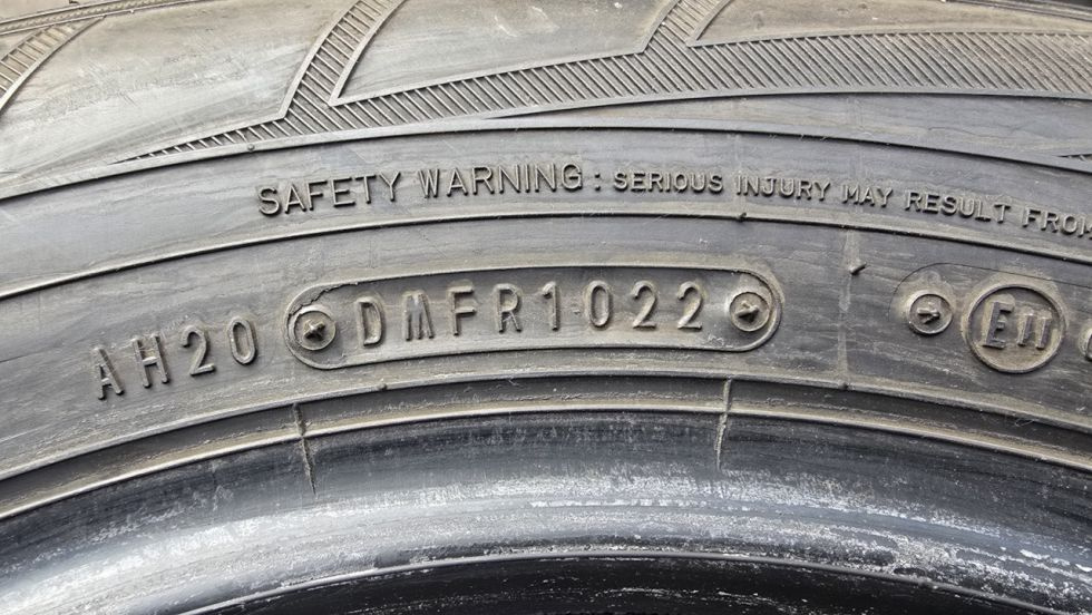 Zimní pneu 205/60/16 Falken - 8