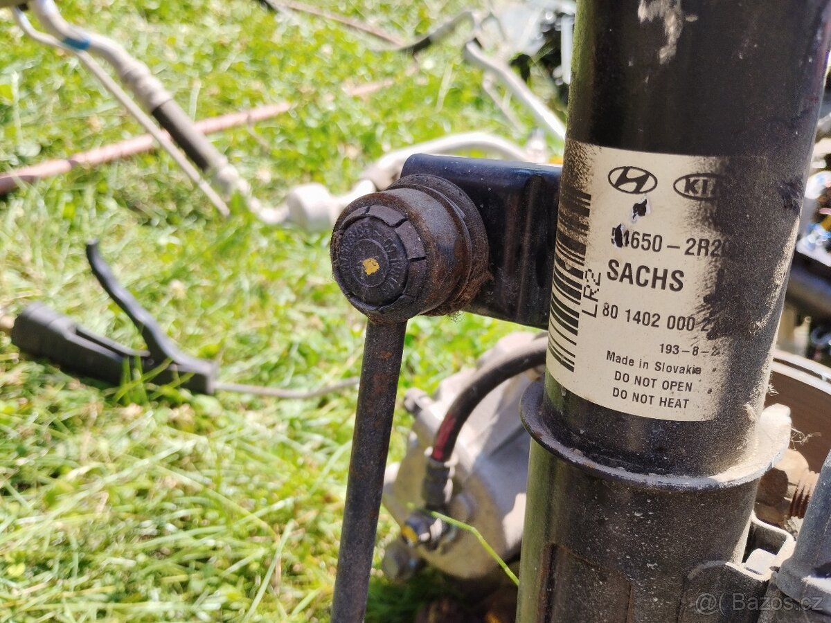 Hyundai i30 2009 přední náprava - 8