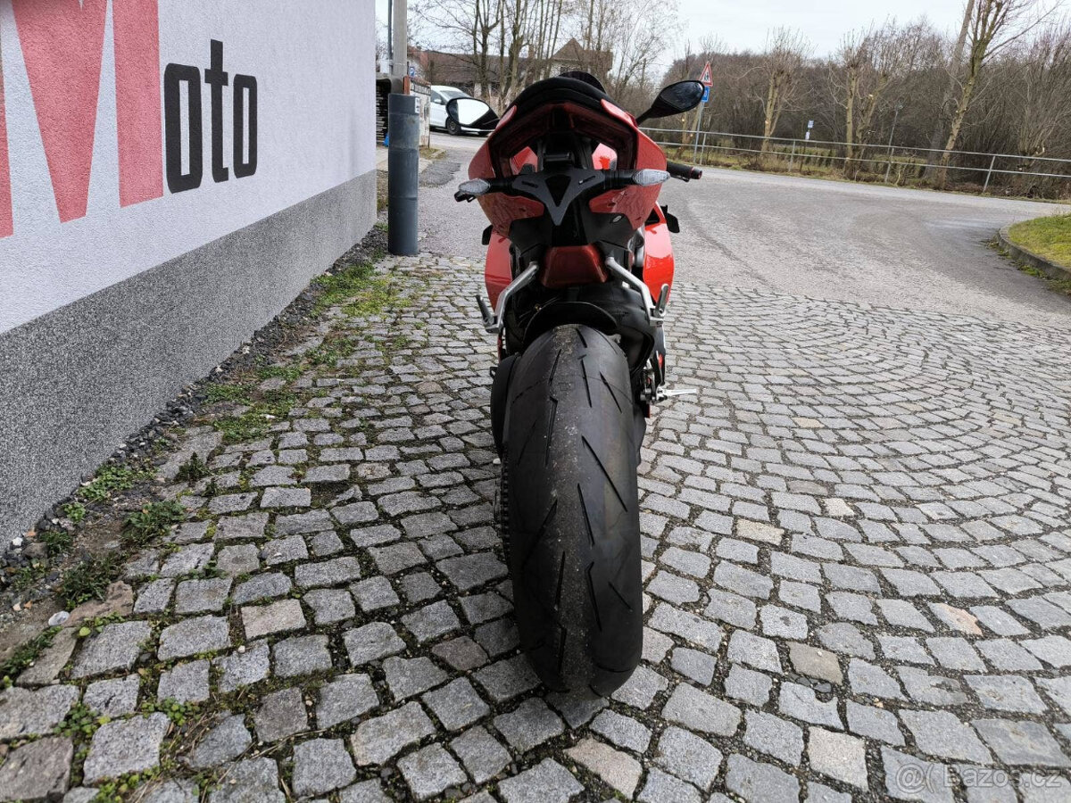 Ducati Panigale V4 S - 8