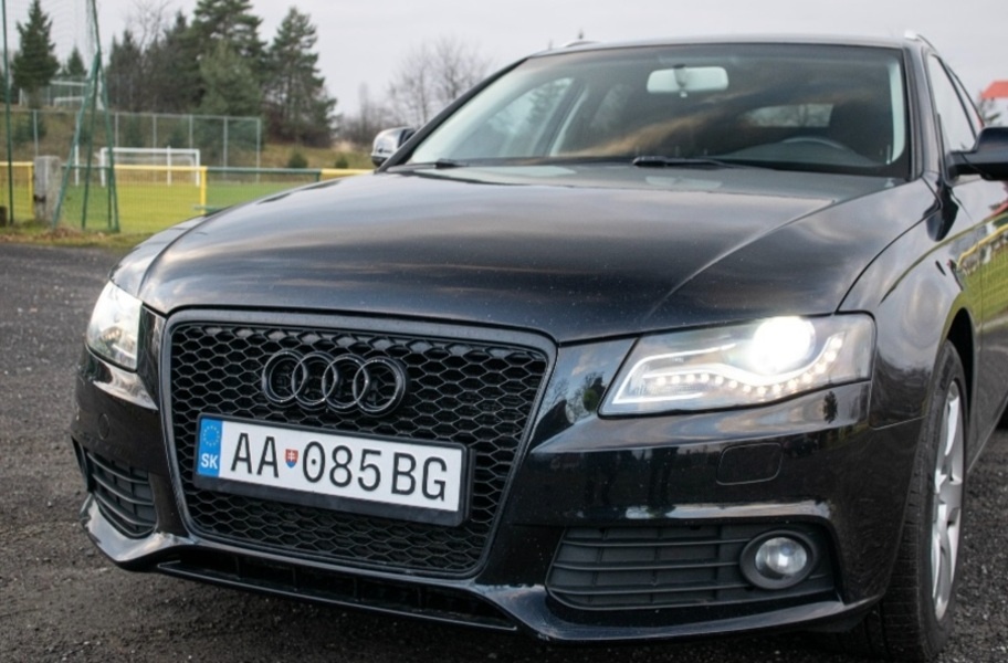 AUDI A4 AVANT 2.0 TDI AUTOMAT - 8