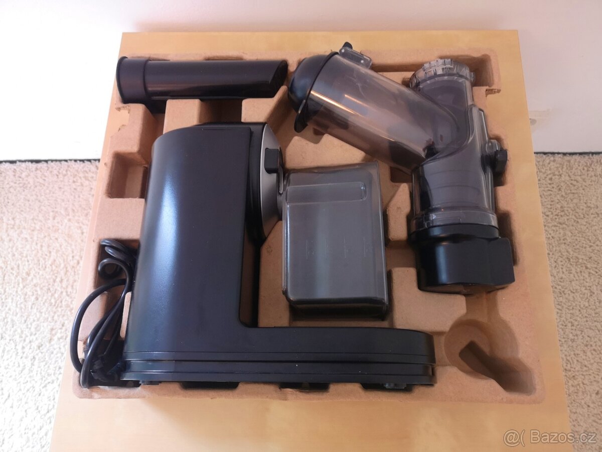 Šnekový odšťavňovač Philips HR1889/70 - 8