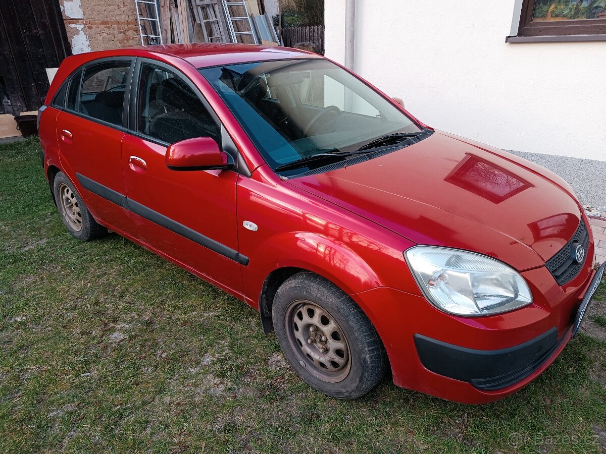Kia Rio 1.4 tažné - 8