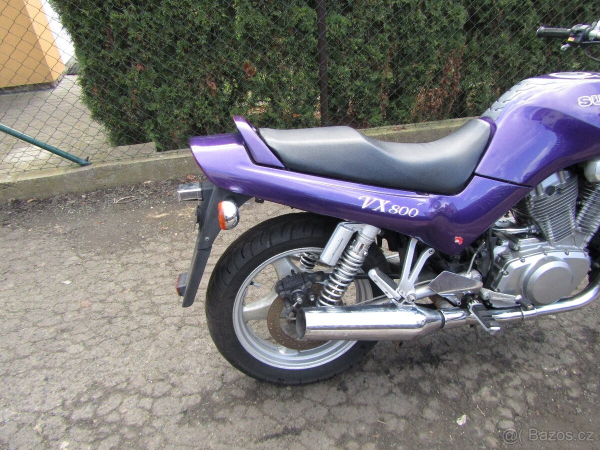 Suzuki VX 800 - 8
