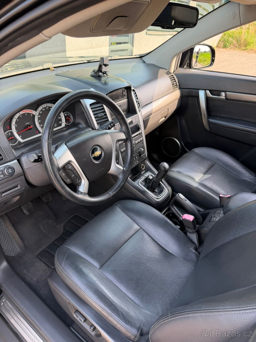 Chevrolet Captiva 2.0 VCDi, r.v. 2007 7 míst - 8