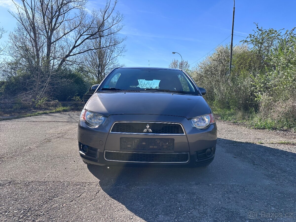 Mitsubishi Colt 1,1i 55kw - 8