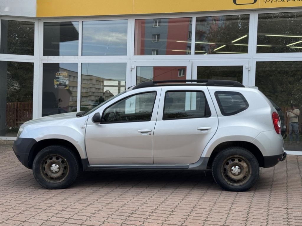 Dacia Duster,1.6i 77kW 4x4 - 8
