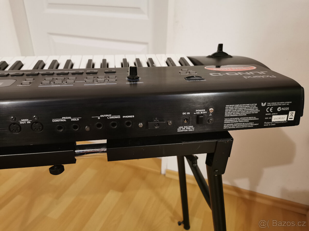 Roland Juno-D Limited Edition - 8