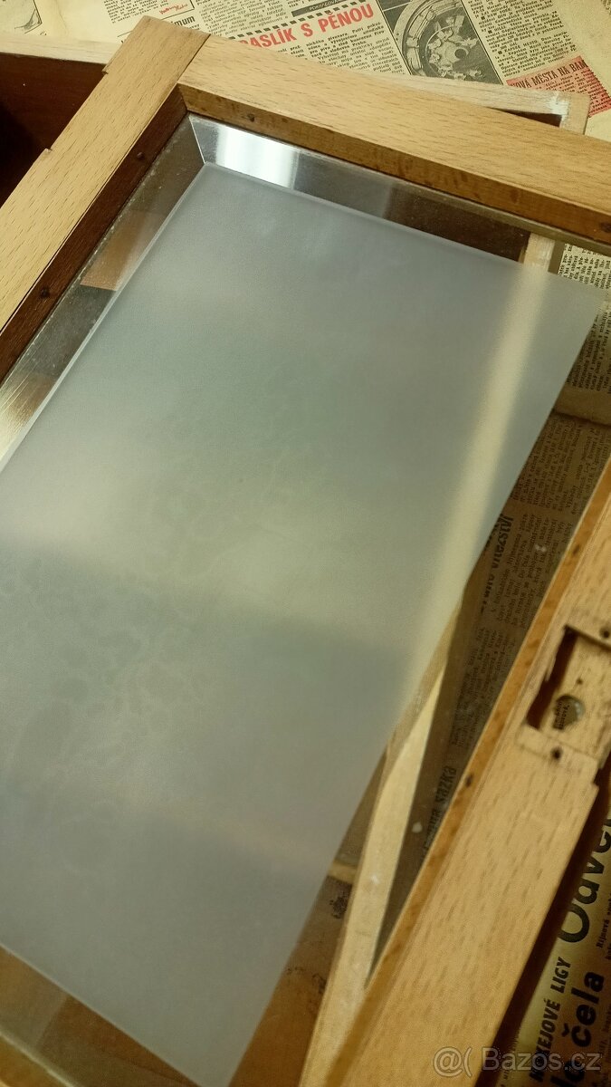 Stará lékárnička, retro, skříňka - 8