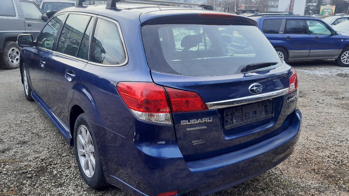Subaru Legacy Combi 2,0 benzin+LPG,4x4 z Ríma,ITALY - 8