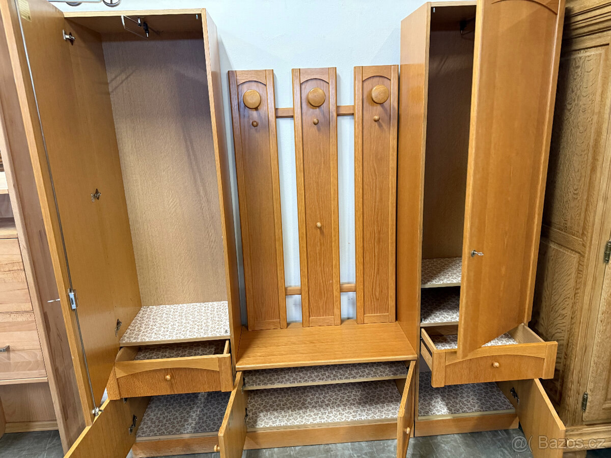 čtyřdílná sestava do předsíně 180cm - 8