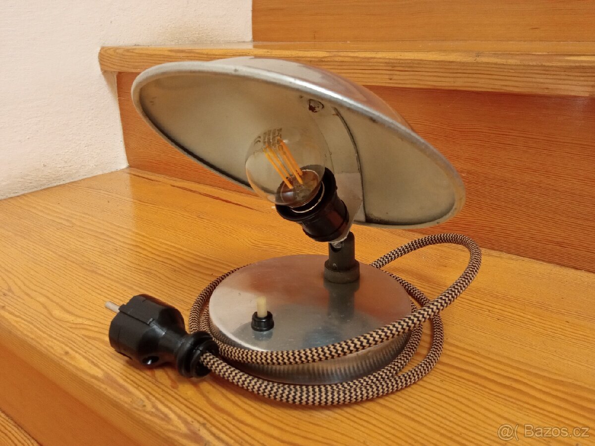 Kovová retro lampička - 8
